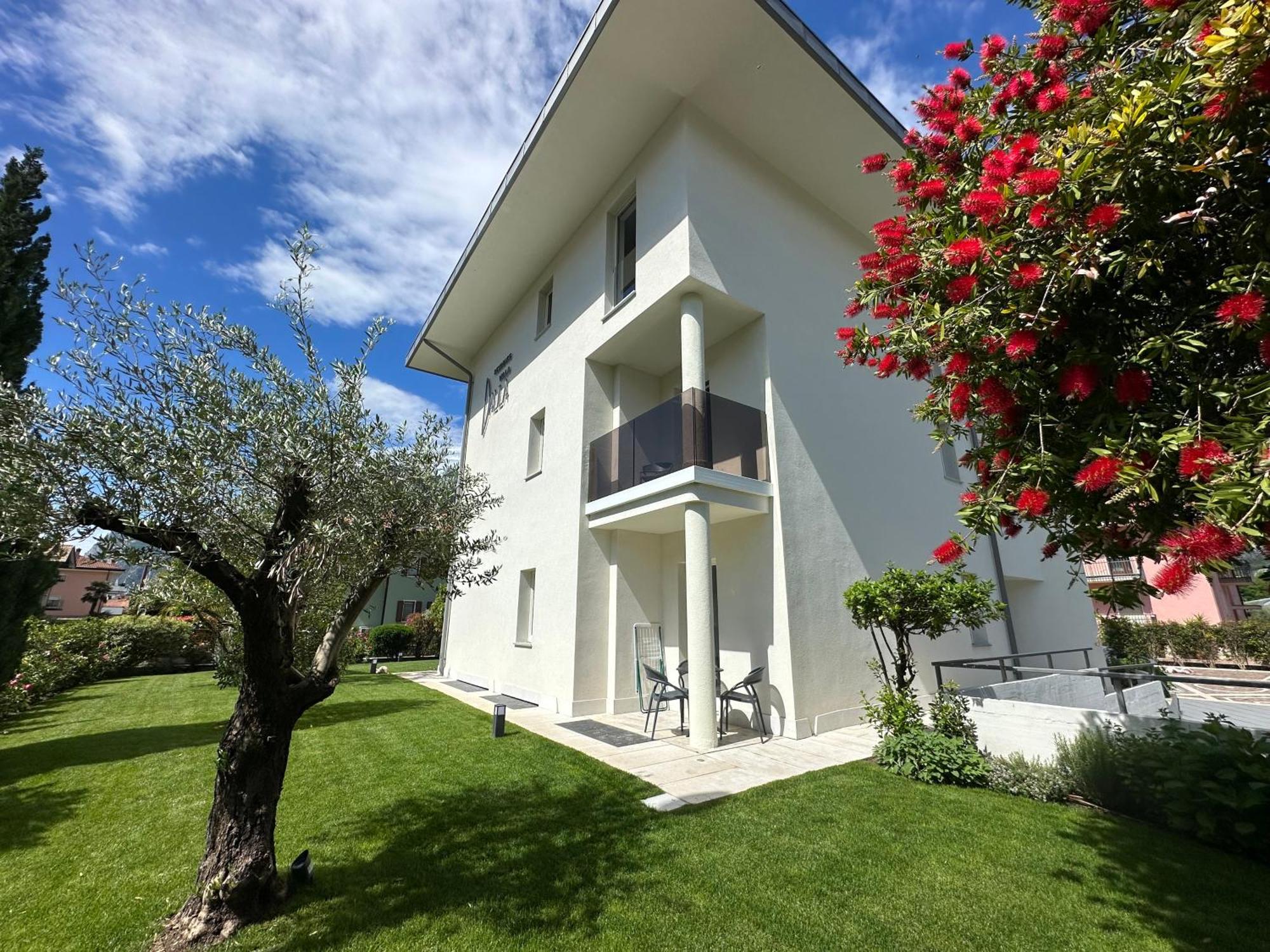 Residence Villa Dalila - Appartamento Dalila 加尔达湖滨 外观 照片
