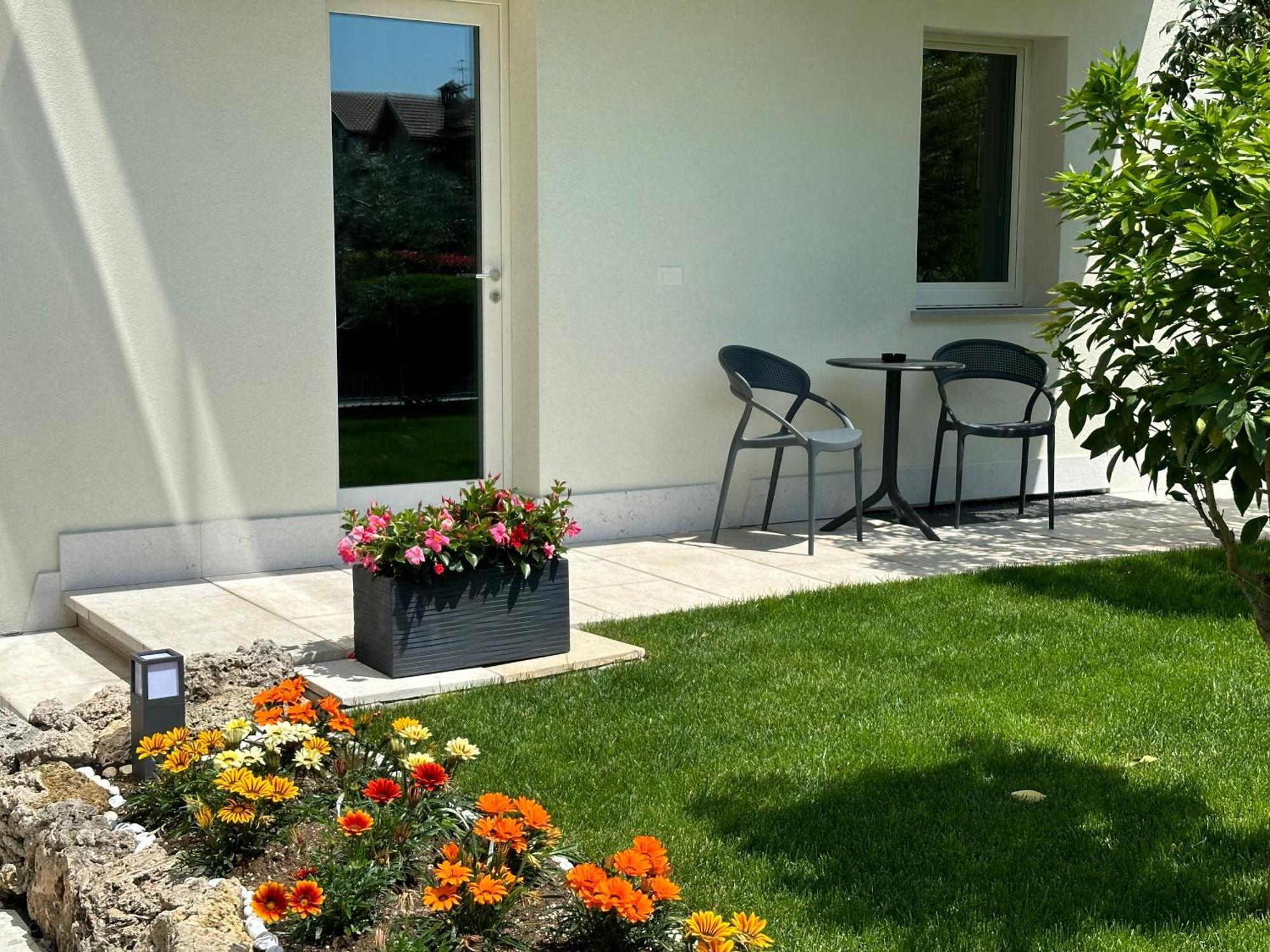 Residence Villa Dalila - Appartamento Dalila 加尔达湖滨 外观 照片